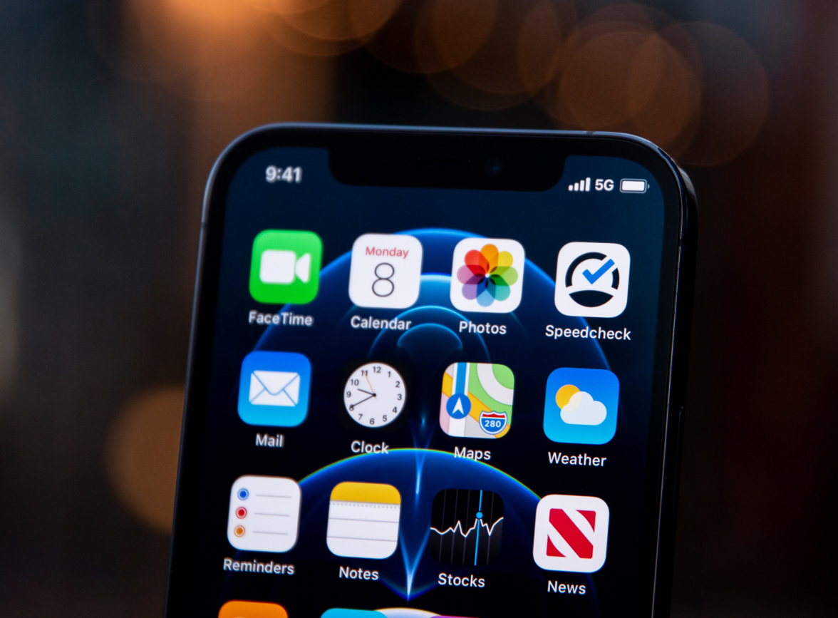 涟水苹果手机维修分享为什么 iPhone 12 在冬季会自动关机 